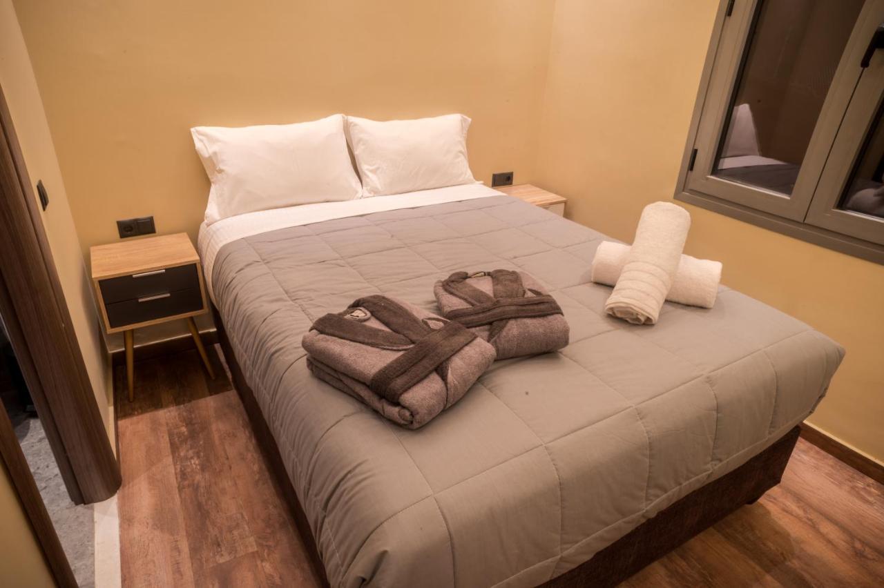 Seven Keys Luxury Suites Achílleion Esterno foto